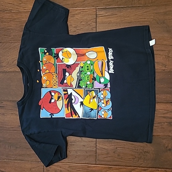 💥3for$12💥 Angry Birds boy's Tshirt size Large - Picture 1 of 3
